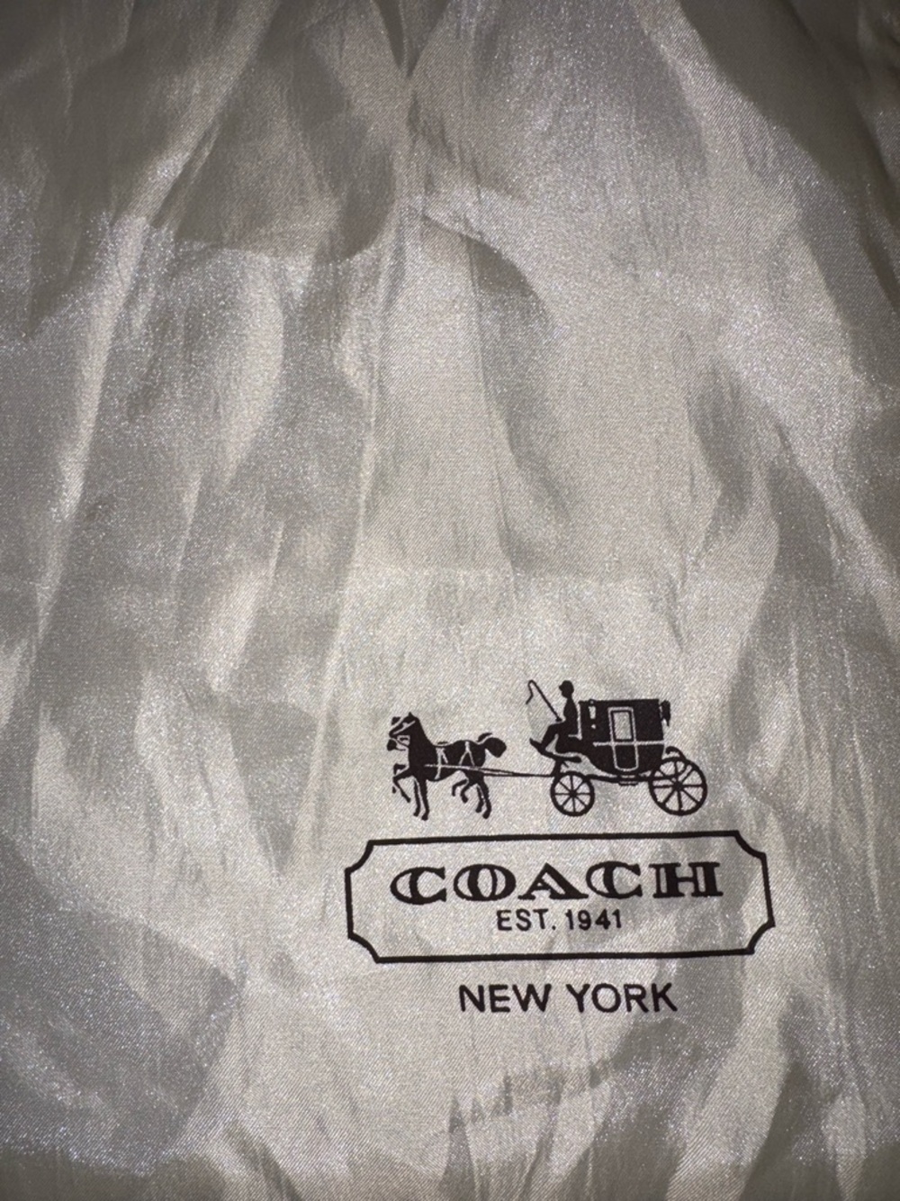 Vintage Coach Orange Leather Shoulder Bag with Gold Hardware - Picture 7 of 7